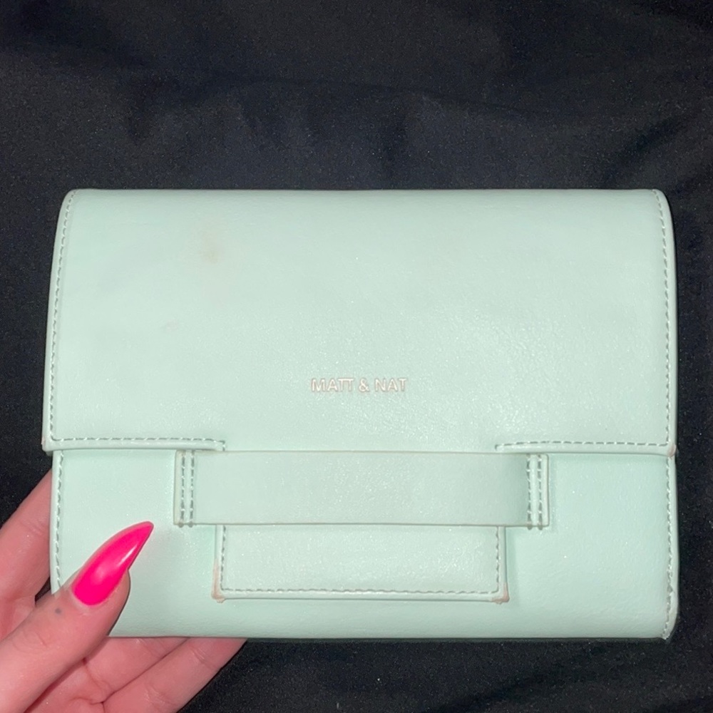 matt&nat trifold wallet